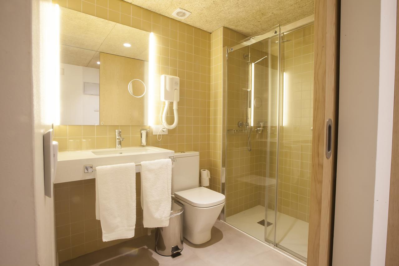 Hotel A Pamplona Buitenkant foto